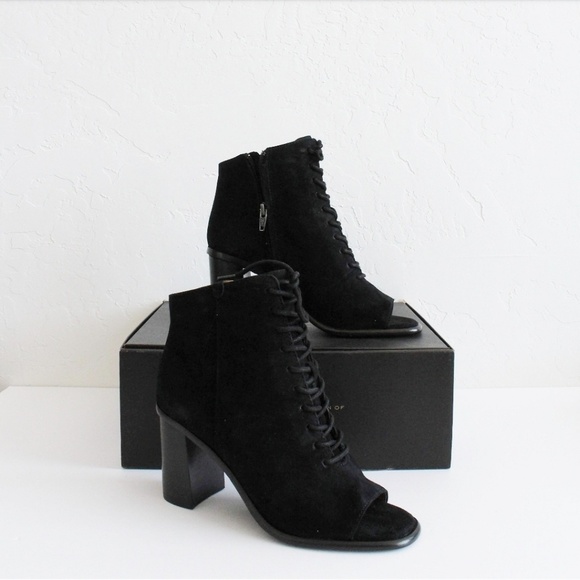 SALE! NWB FRYE AMY PEEP LACE BOOTS SIZE 6B - Picture 1 of 8